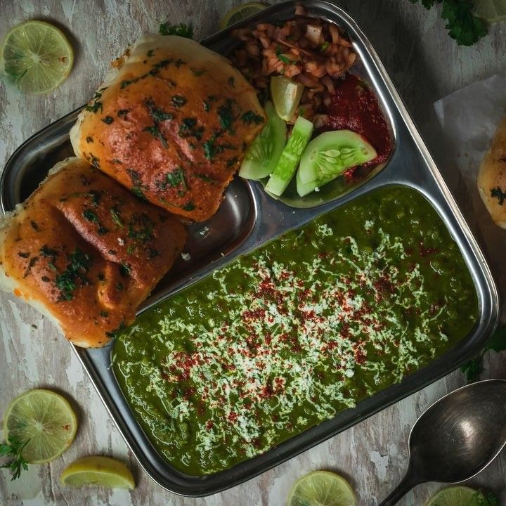Green gotalo pav bhaji 