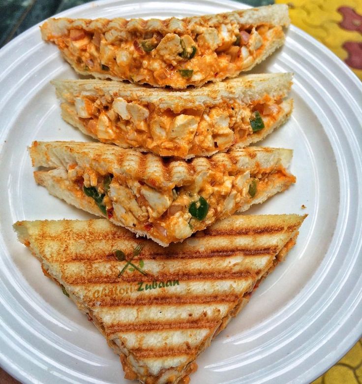 Peri peri paneer sendwich 